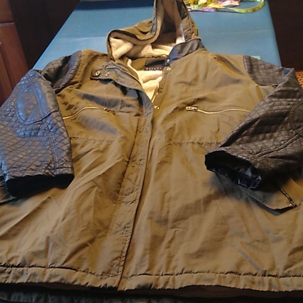 Attention Women's 3X Faux Fur Lined Winter Hooded Jacket Comfy Cottagecore